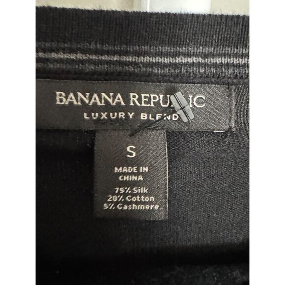 Banana Republic Men's Luxury Blend Silk Cashmere Sweater V Neck Black Size S - Picture 3 of 5